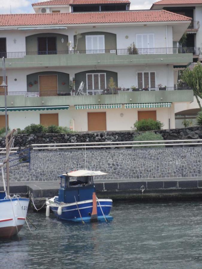 Acirealevacanze - Romantica Camera Sul Mare ภายนอก รูปภาพ