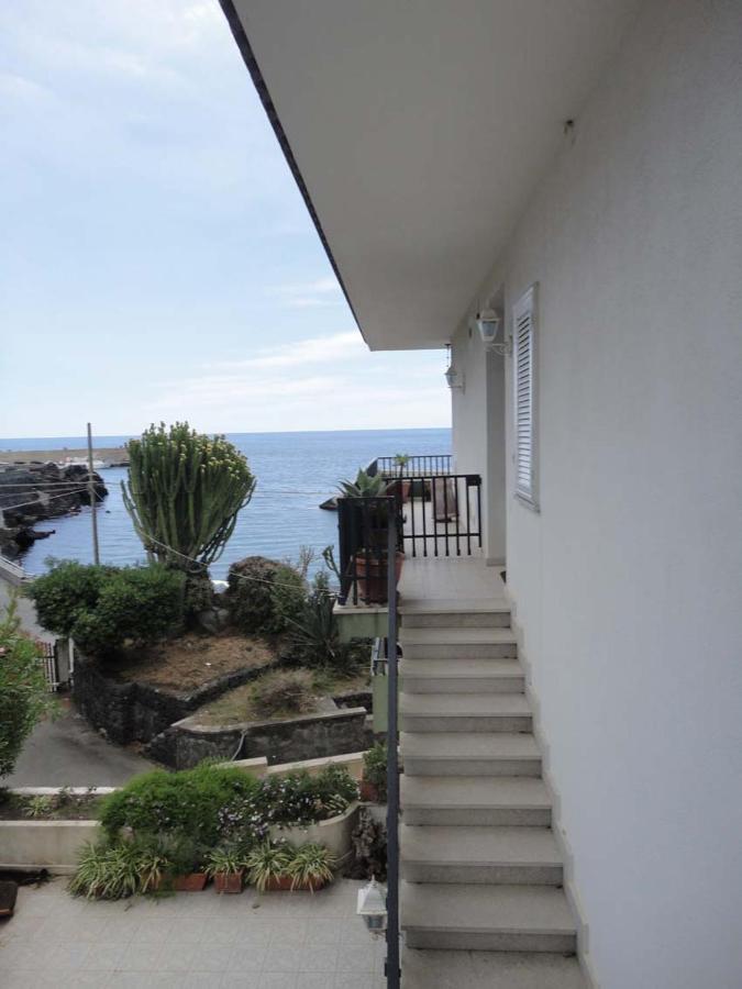 Acirealevacanze - Romantica Camera Sul Mare ภายนอก รูปภาพ