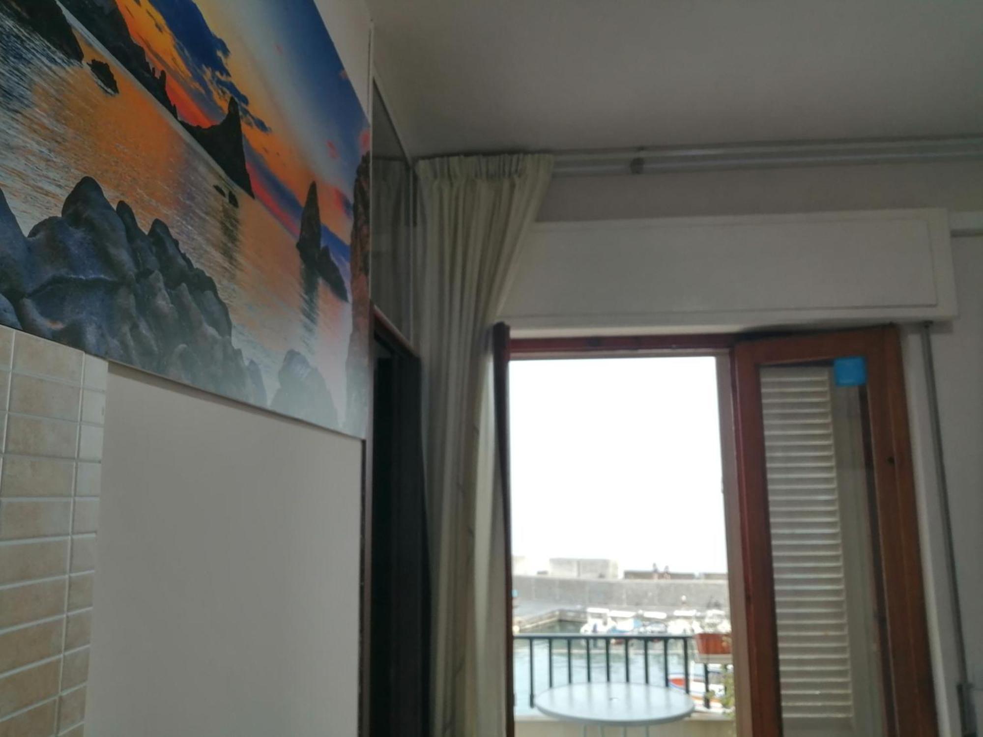 Acirealevacanze - Romantica Camera Sul Mare ภายนอก รูปภาพ